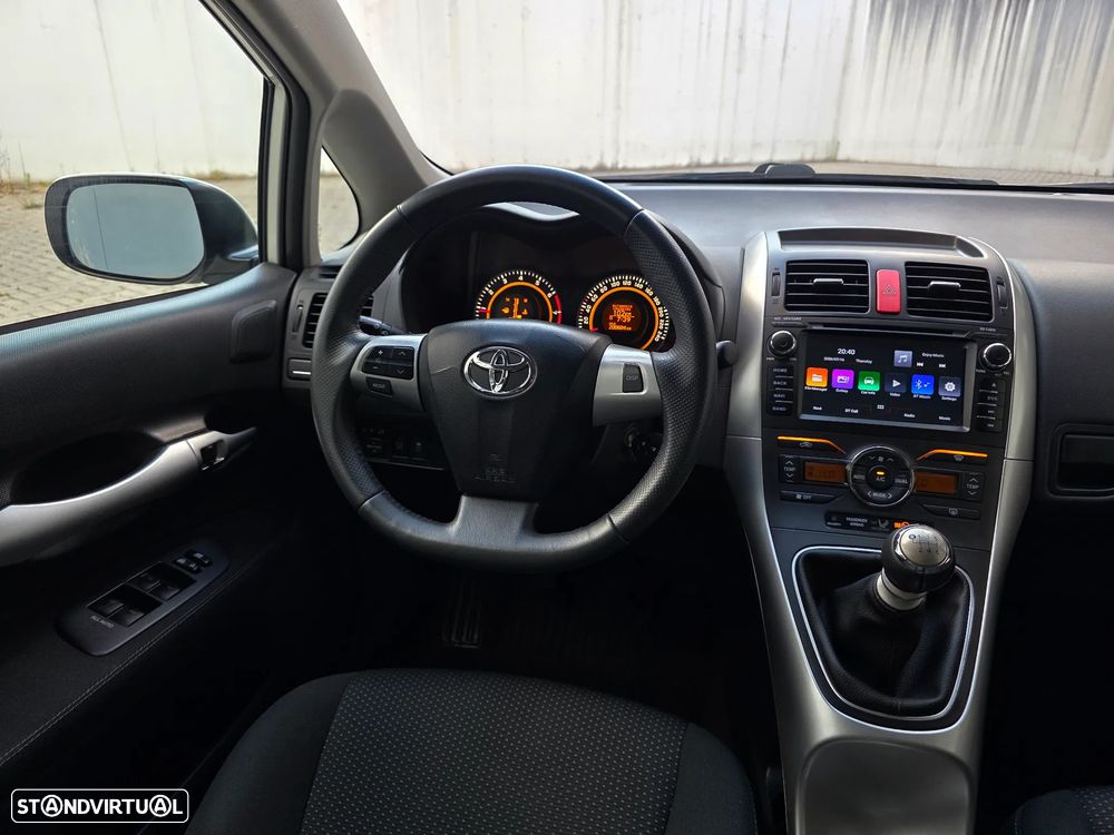 Toyota Auris 1.33 VVT-i Exclusive - 37