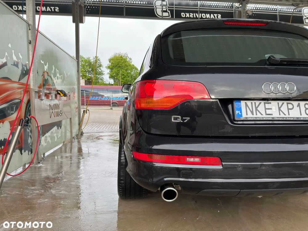Audi Q7 - 8