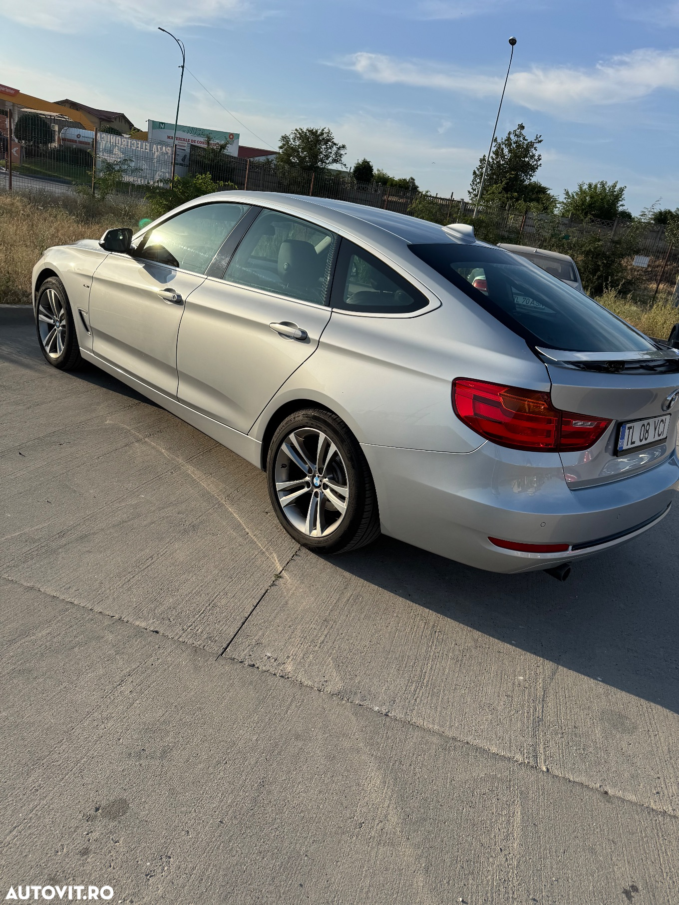BMW Seria 3 320d xDrive GT Aut. Sport Line - 8