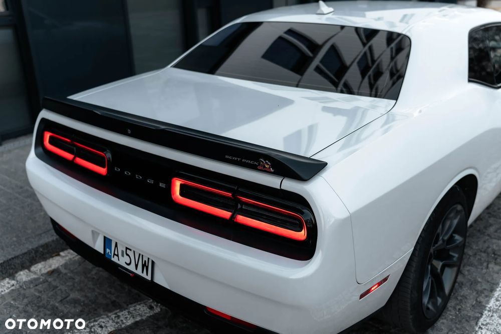 Dodge Challenger 6.4 Scat Pack - 7