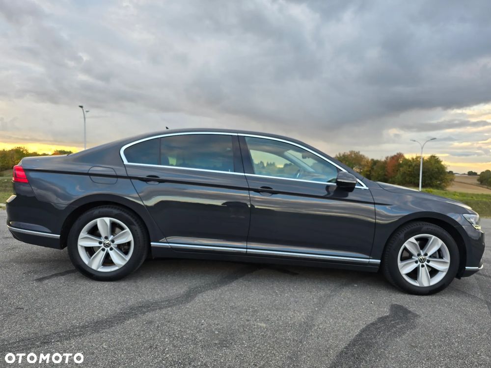 Volkswagen Passat 2.0 TSI Elegance DSG - 12