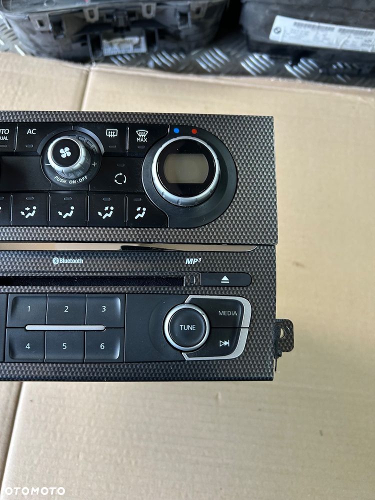 Renault Koleos I lift radio 281155640R - 2