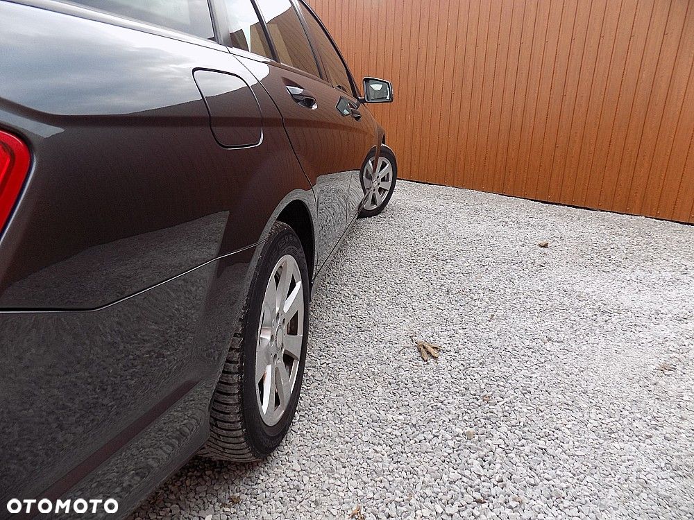 Mercedes-Benz Klasa C 200 CDI DPF (BlueEFFICIENCY) - 26