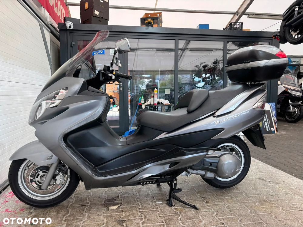 Suzuki Burgman - 6