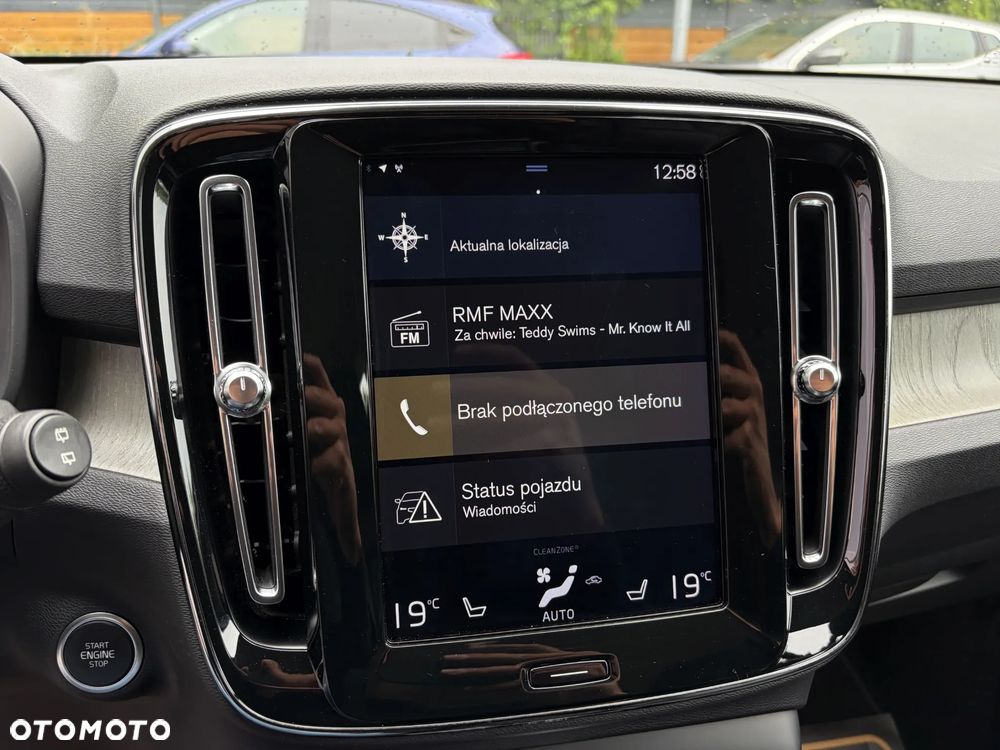 Volvo XC 40 T4 Geartronic Inscription - 25