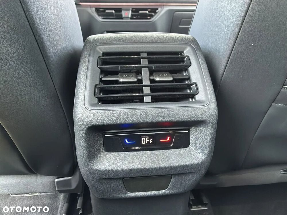 Volkswagen Tiguan - 35