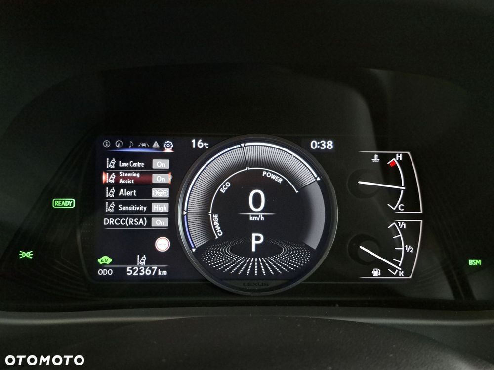 Lexus UX - 31