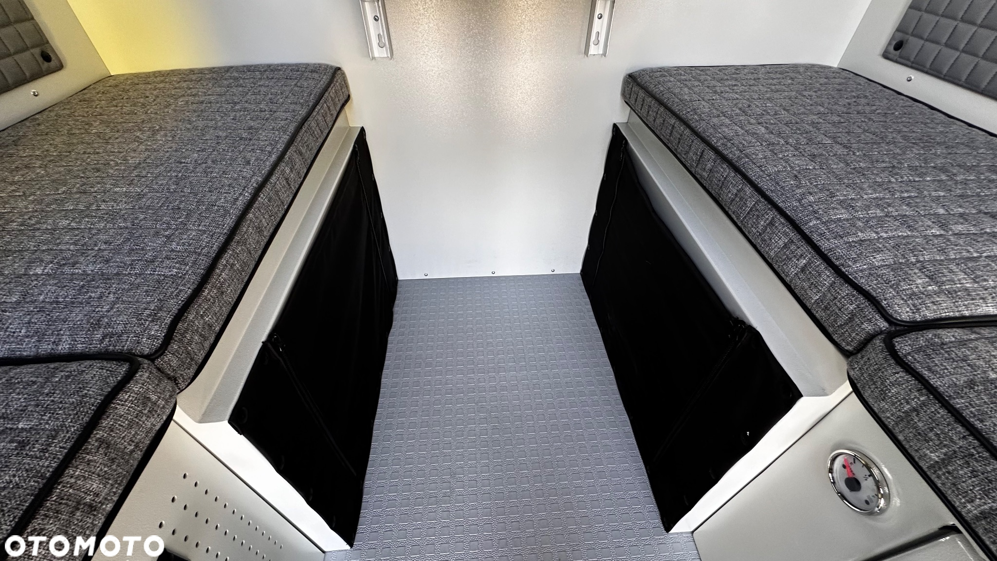 Inny Kapsuła Decamp model S zabudowa kempingowa pick-up - 20