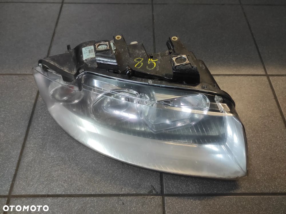 AUDI A4 B6 VALEO LAMPA PRAWA PRZEDNIA PRAWY PRZÓD SOCZEWKA H7 ..85.. WYSYŁKA !!! - 2