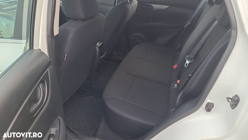 Nissan Qashqai - 8