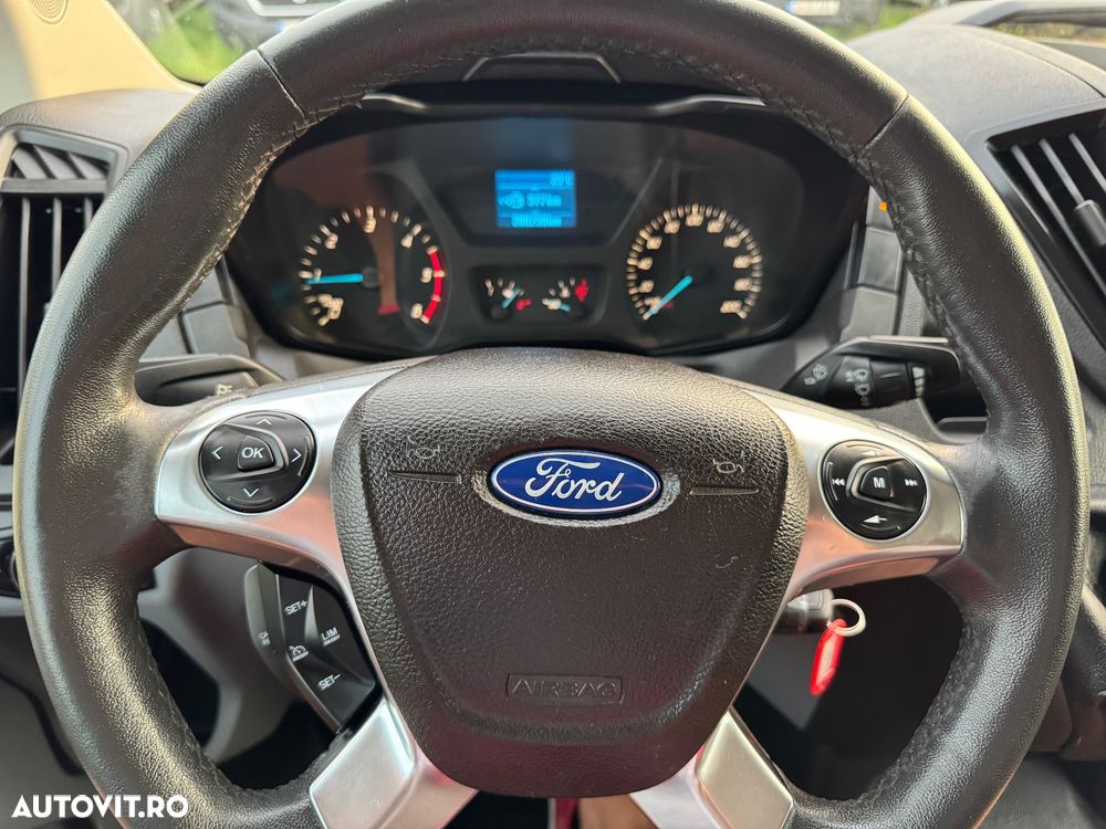 Ford Transit - 19