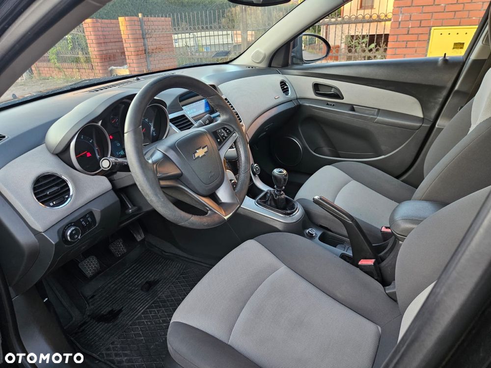 Chevrolet Cruze - 6