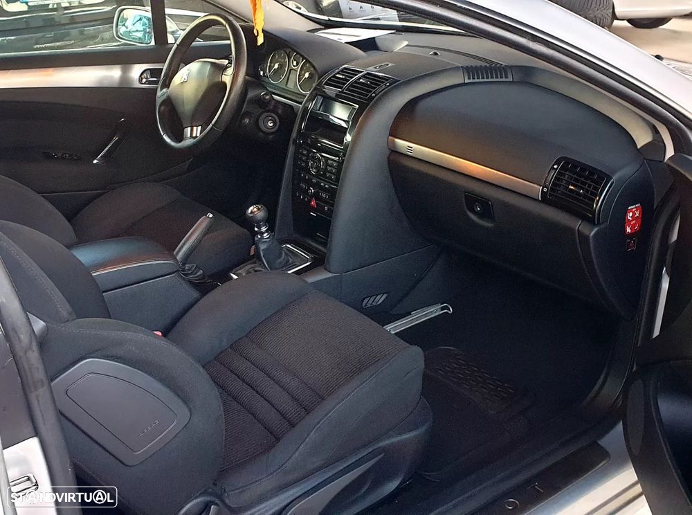 Peugeot 407 HDi FAP 135 Sport - 13