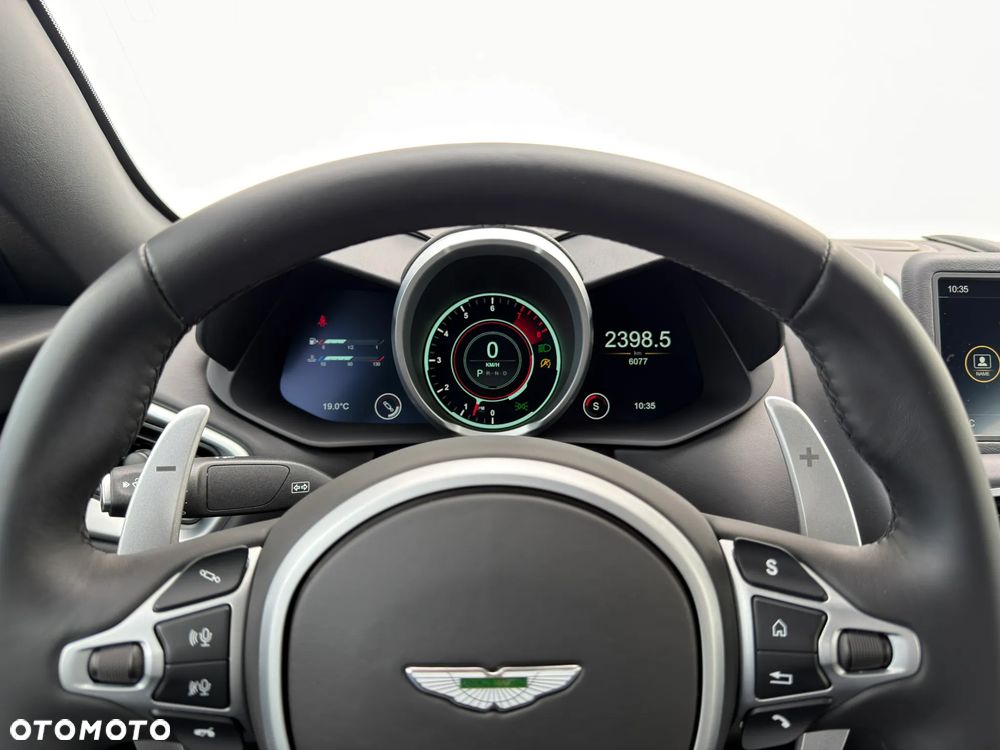 Aston Martin DBS - 15