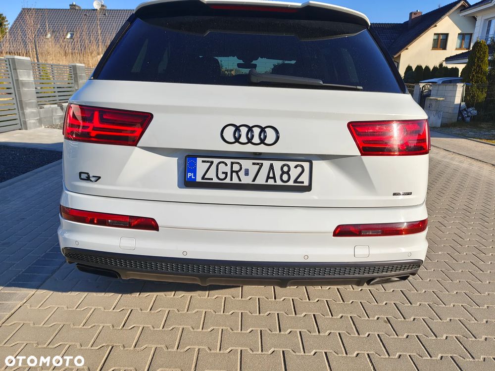 Audi Q7 - 9