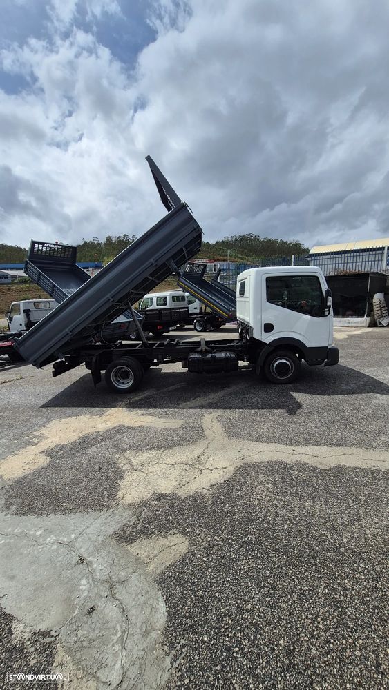 Nissan CABSTAR - 5