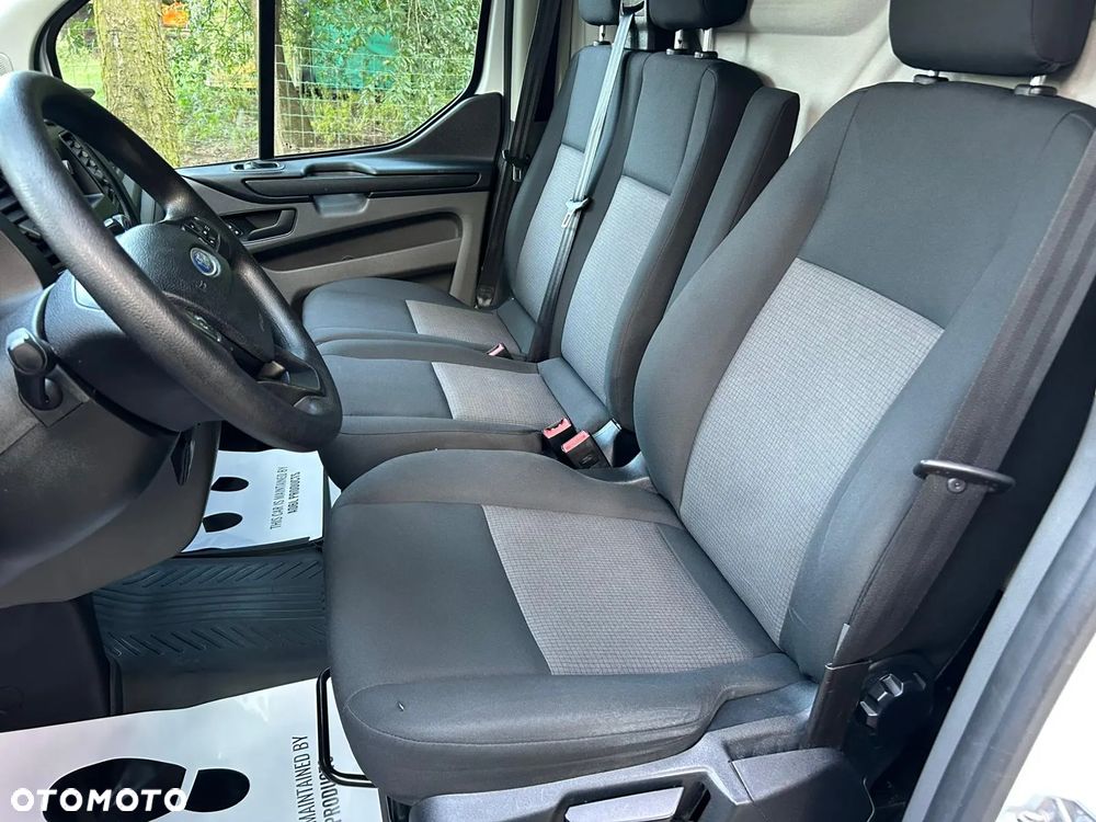 Ford Transit Custom - 12