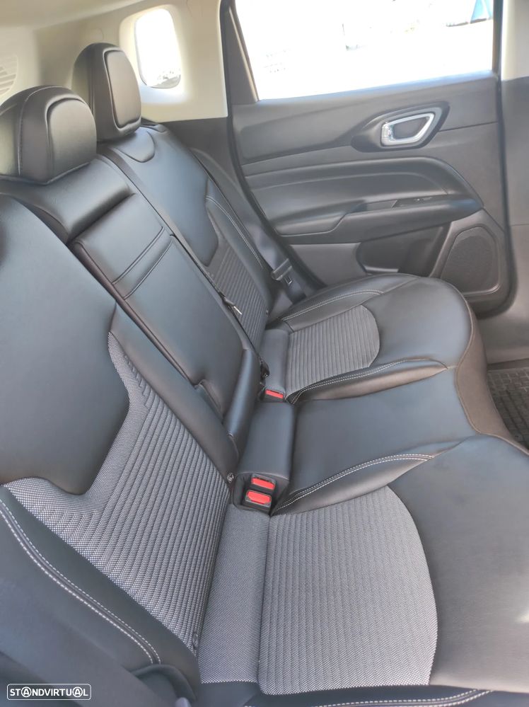 Jeep Compass 1.5 TG e-Hybrid Altitude DCT - 7