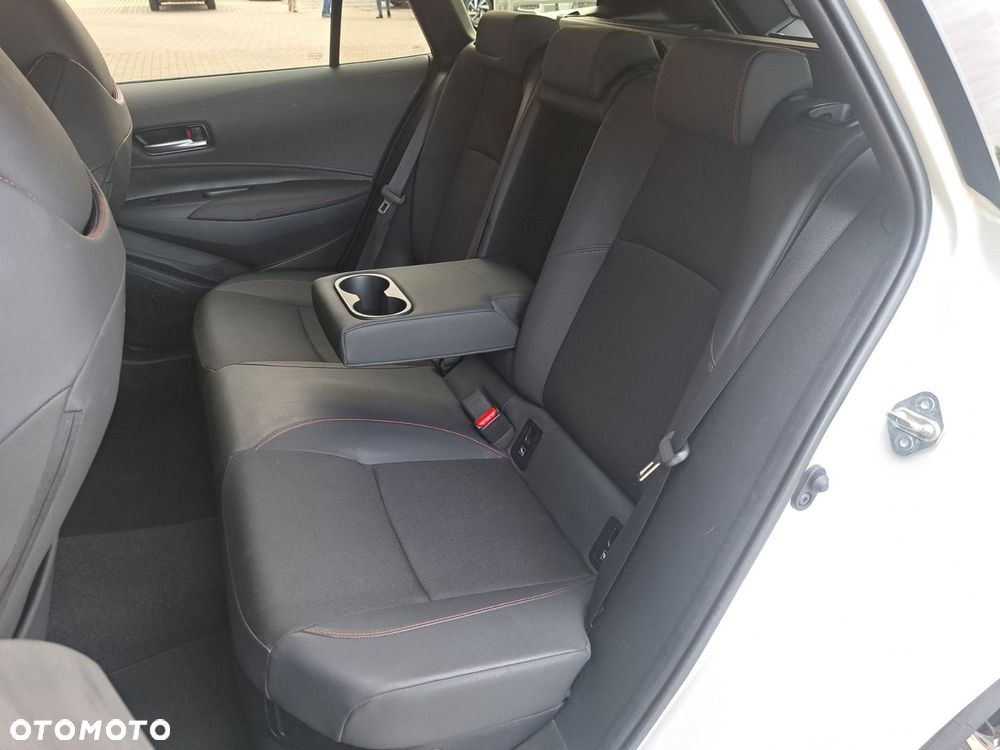 Toyota Corolla 2.0 Hybrid GR Sport Dynamic - 21