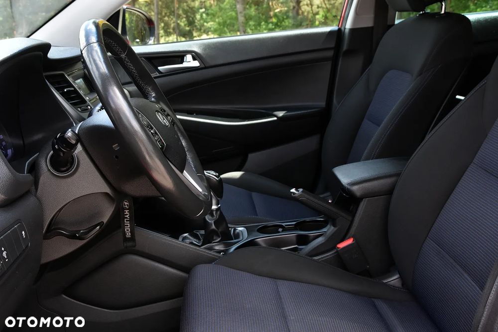 Hyundai Tucson 1.6 GDI BlueDrive GO 2WD - 13