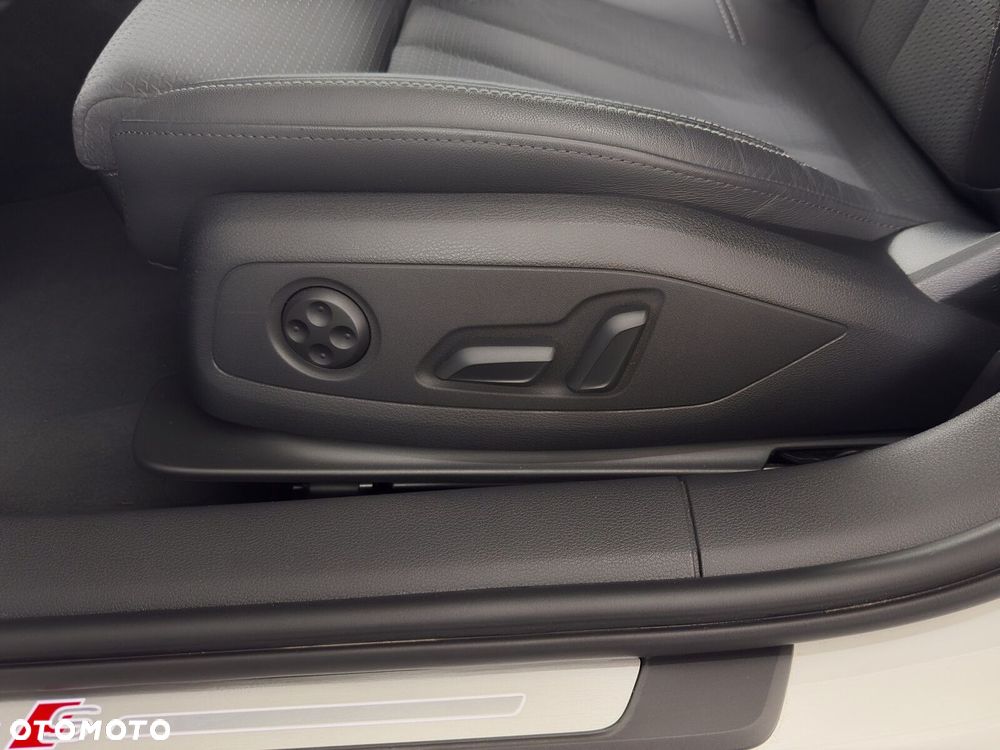Audi A4 Limousine - 27