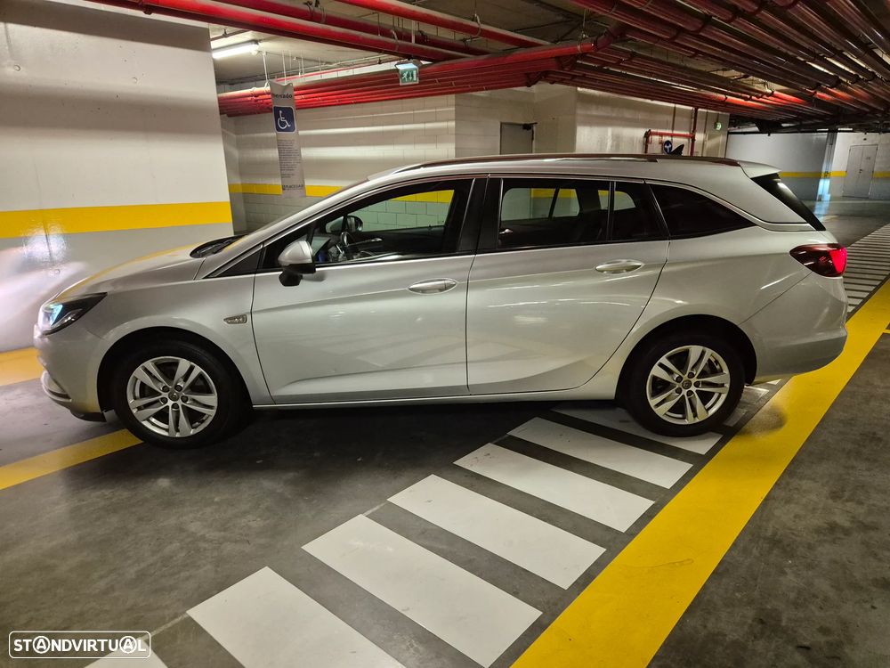 Opel Astra Sports Tourer 1.6 CDTI Dynamic Sport - 2