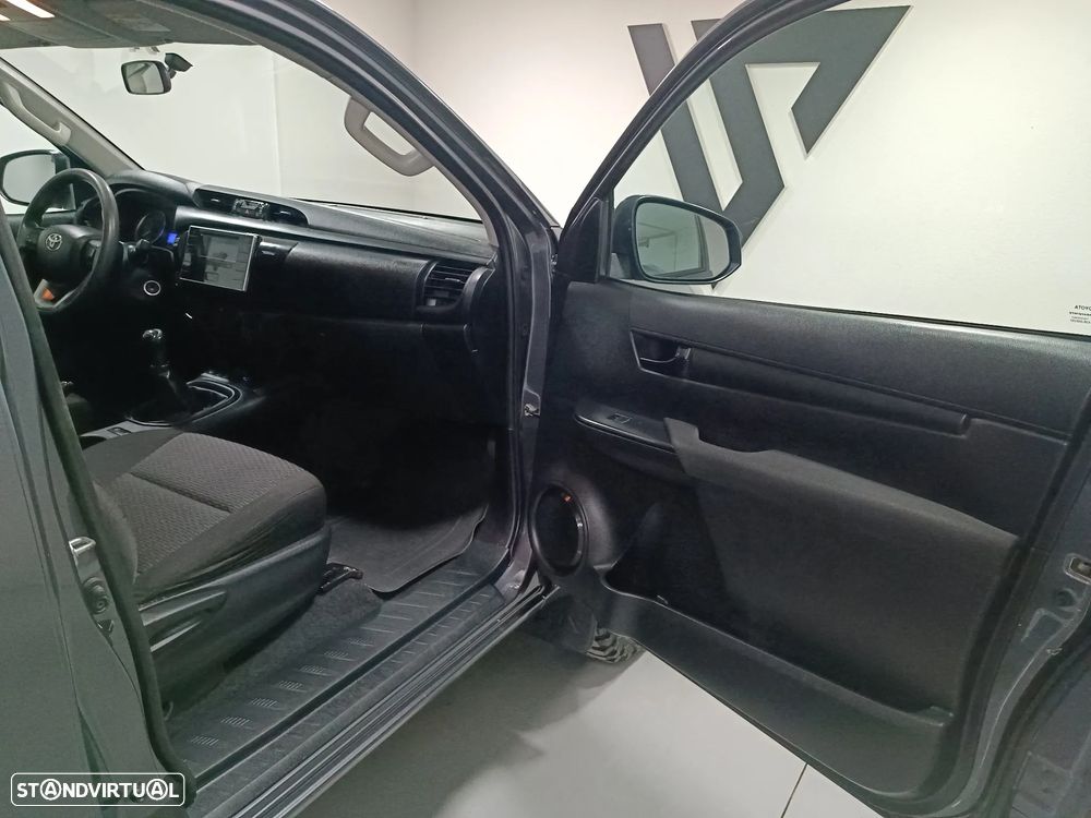 Toyota Hilux - 27