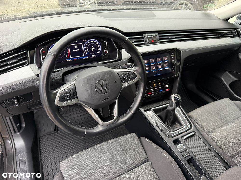 Volkswagen Passat 1.5 TSI EVO Elegance - 11