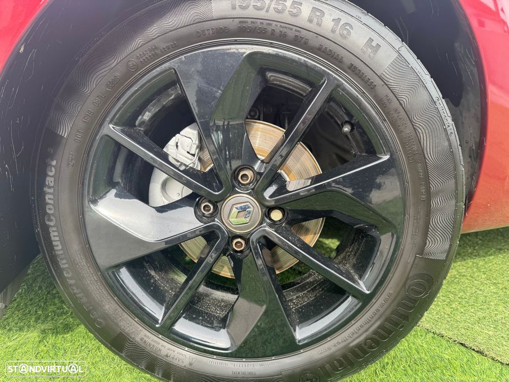 Renault Clio 0.9 TCe Limited - 26