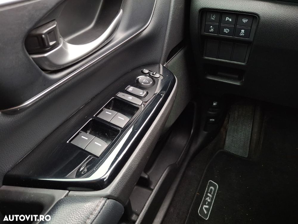 Honda CR-V 1.5 VTEC Turbo 4WD CVT Lifestyle - 26