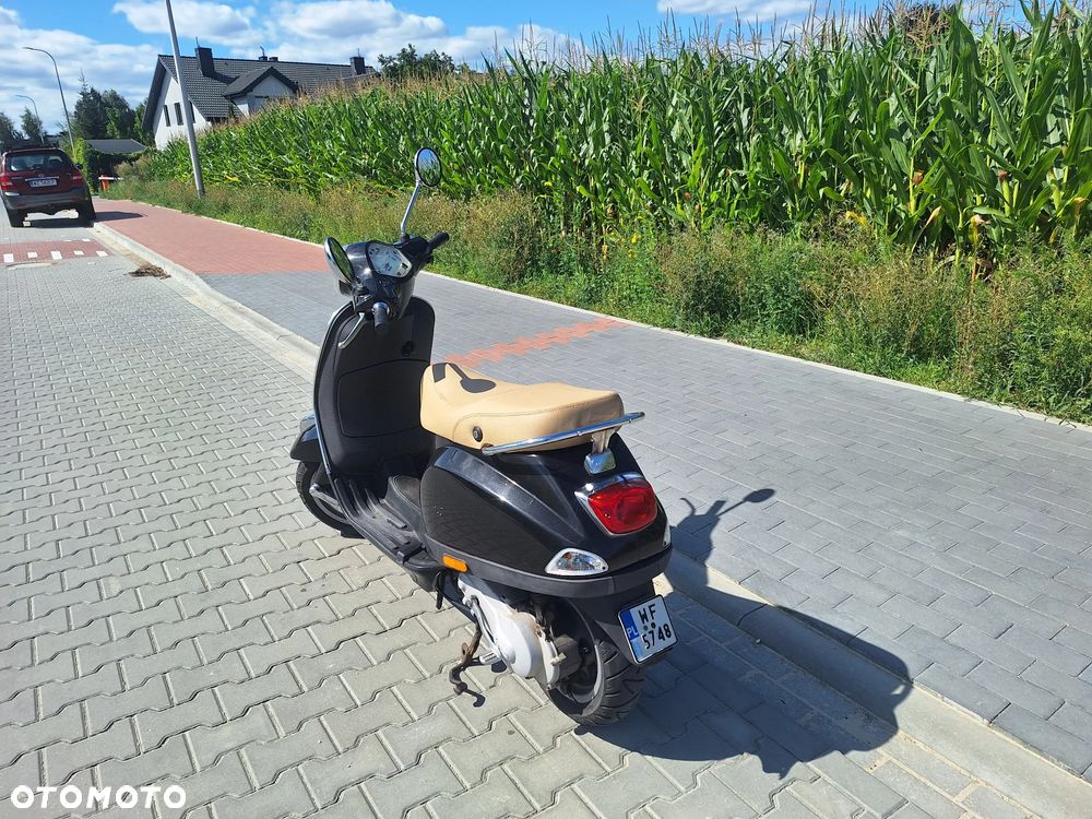 Vespa LX - 3