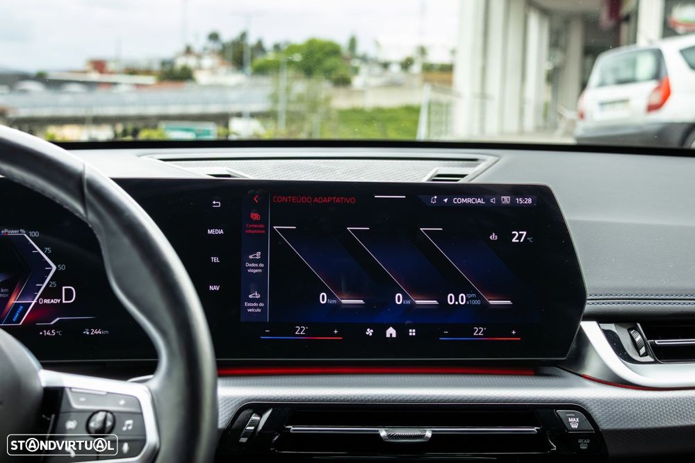 BMW iX1 eDrive20 Pack Desportivo M - 53