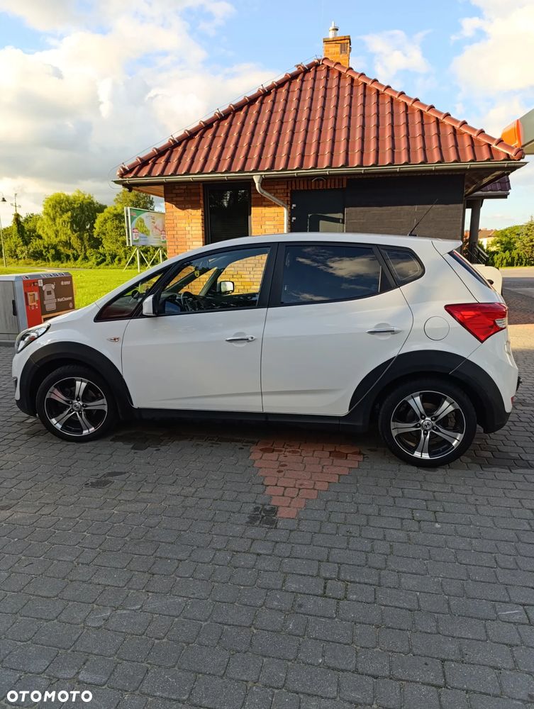 Hyundai ix20 - 3