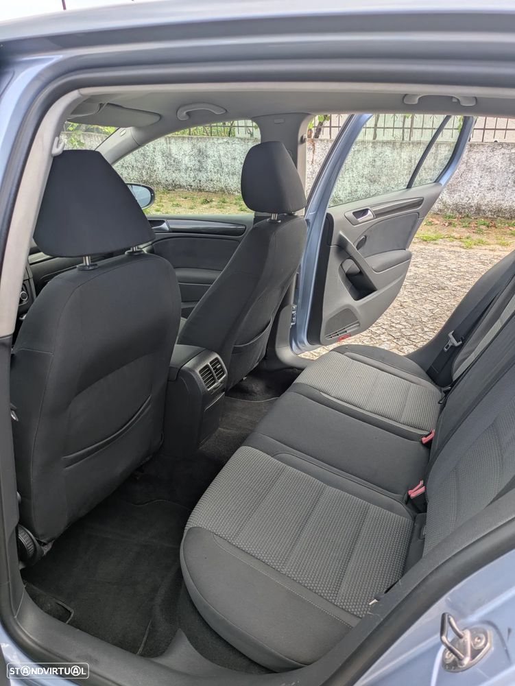 VW Golf 2.0 TDi DPF Comfortline - 11