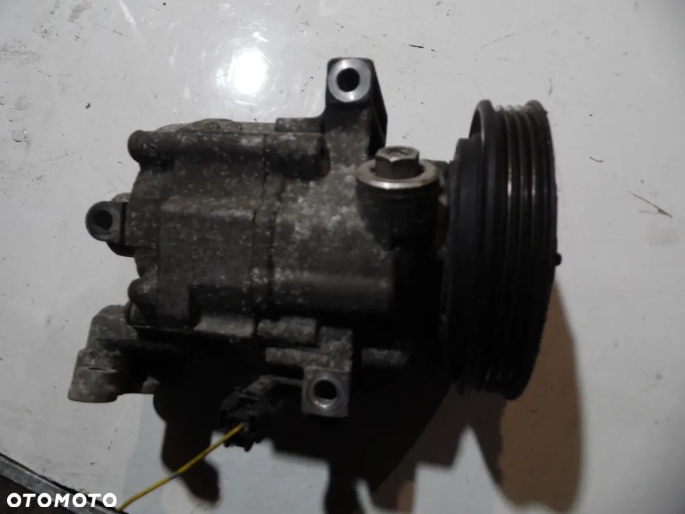 kompresor sprężarka klimatyzacja Nissan Micra k12 1.2b - 4