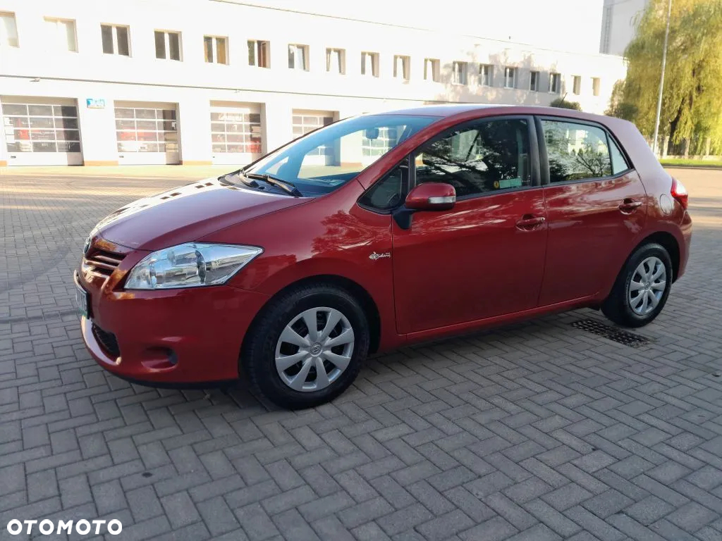 Toyota Auris 1.33 VVT-i Life Comfort - 26