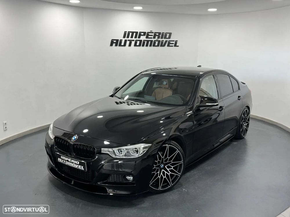 BMW 330 e iPerformance Pack M - 1