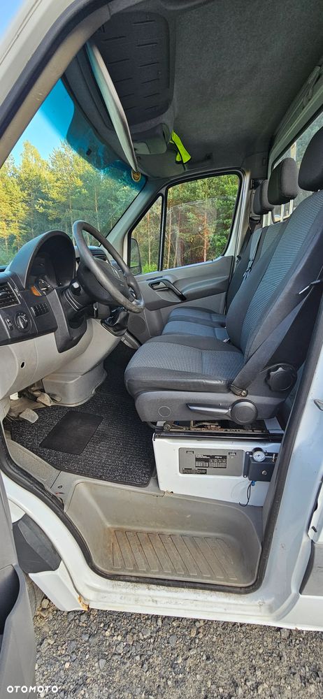 Mercedes-Benz Sprinter - 10