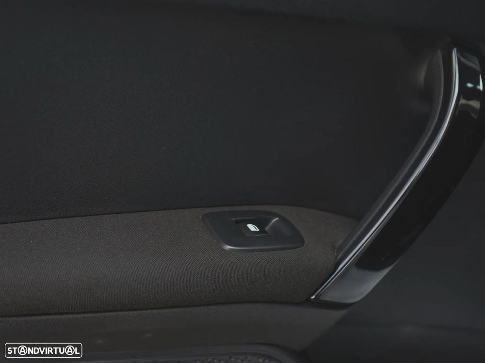 Peugeot 208 1.6 BlueHDi Style - 27