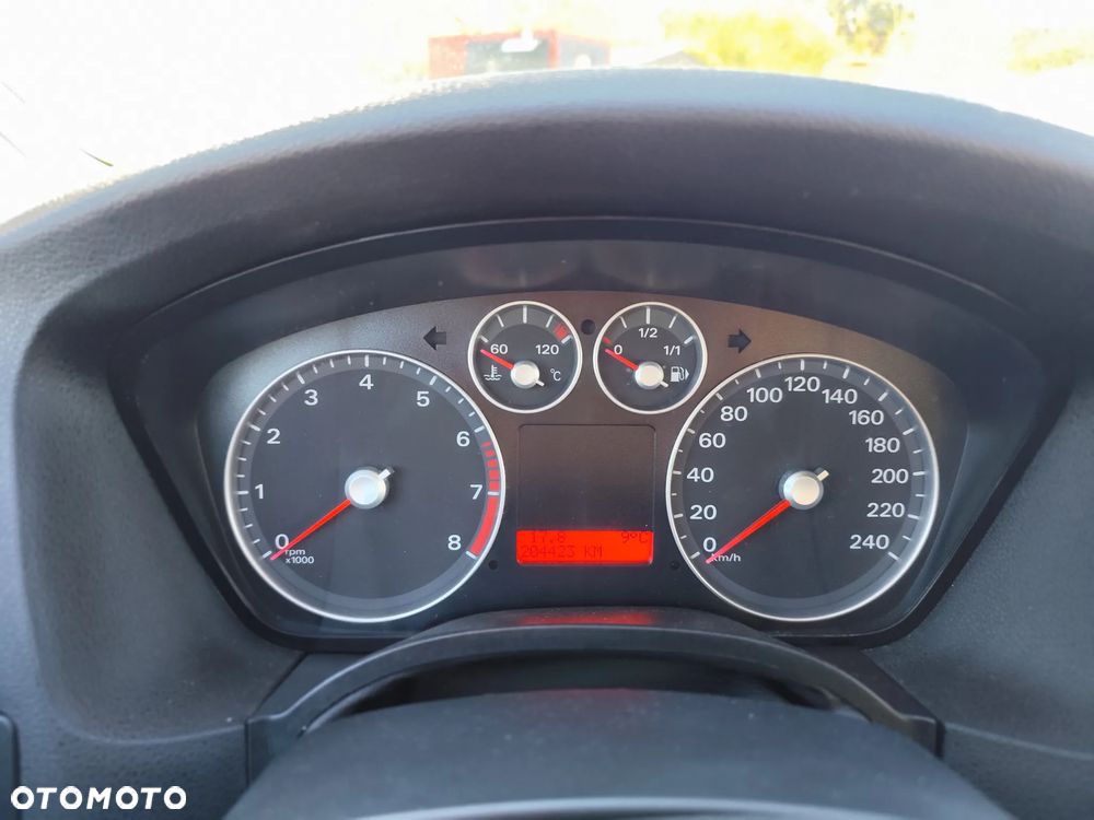 Ford Focus - 17