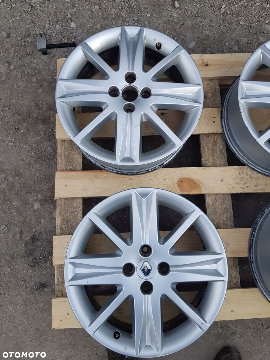 ALUFELGI RENAULT 6.5 x 17 4X100 ET 49 8200313584 - 3