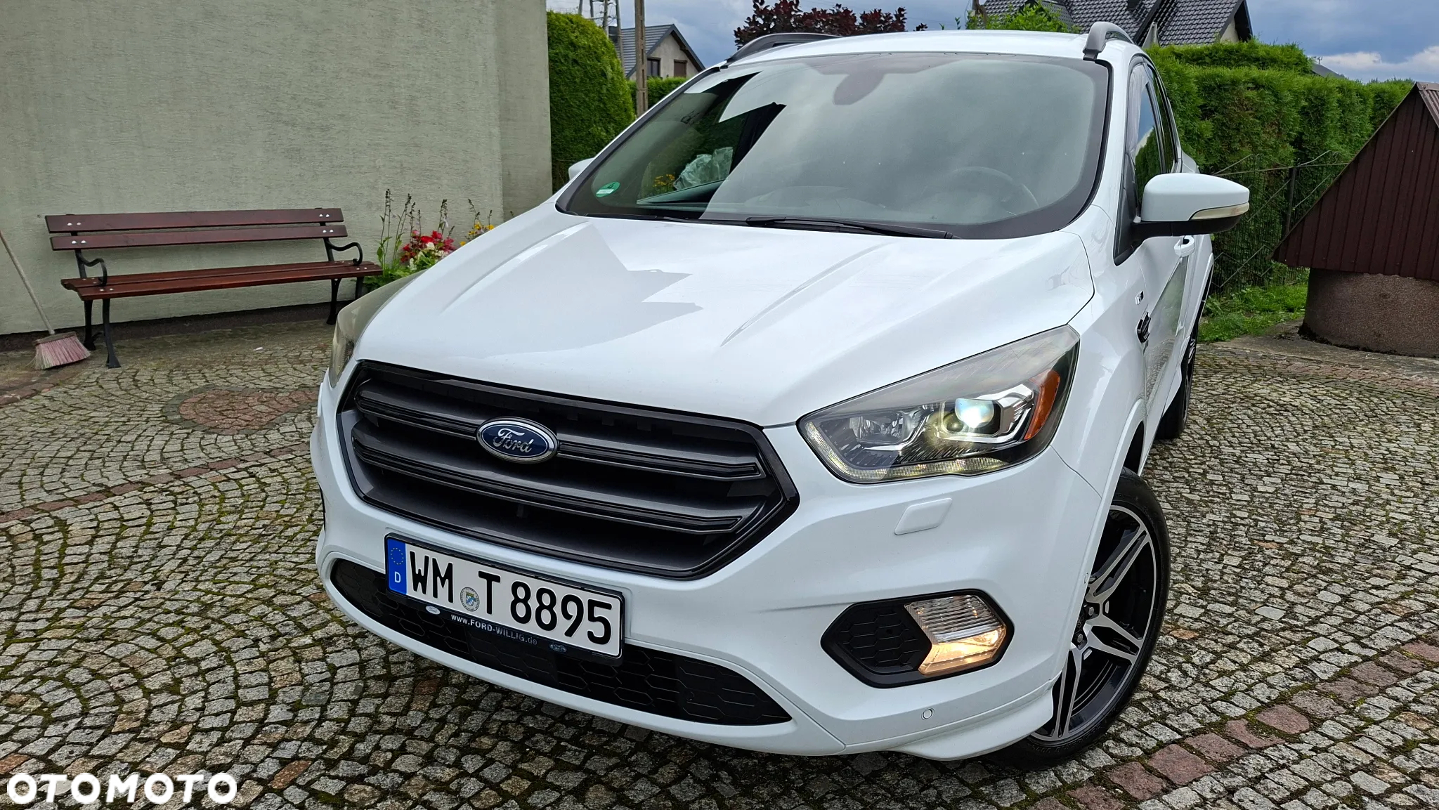 Ford Kuga 2.0 TDCi 4x4 ST-Line - 4