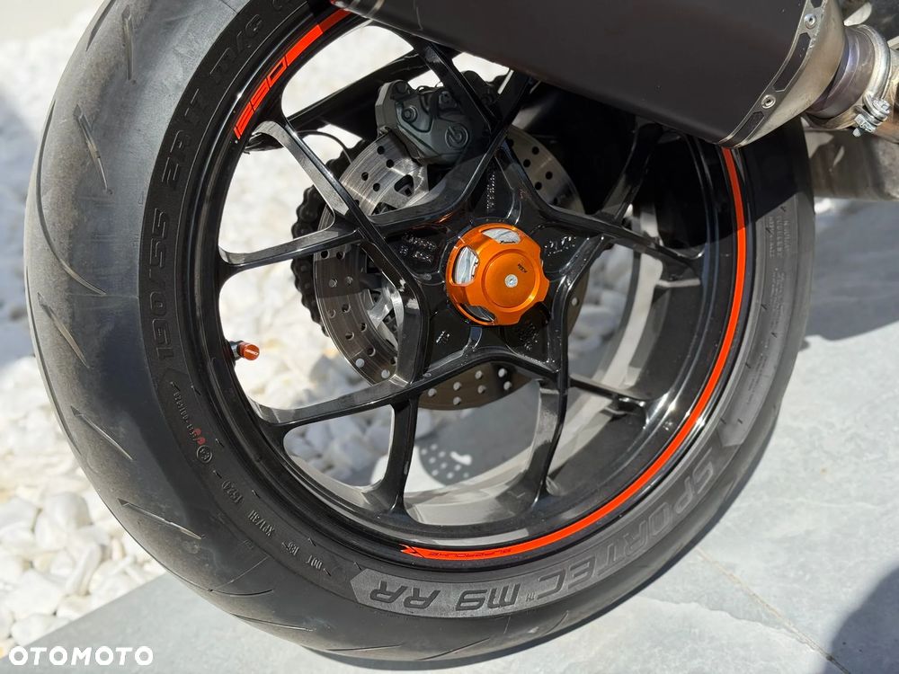 KTM Super Duke - 24