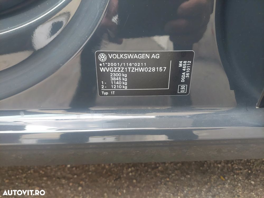 Volkswagen Touran - 30