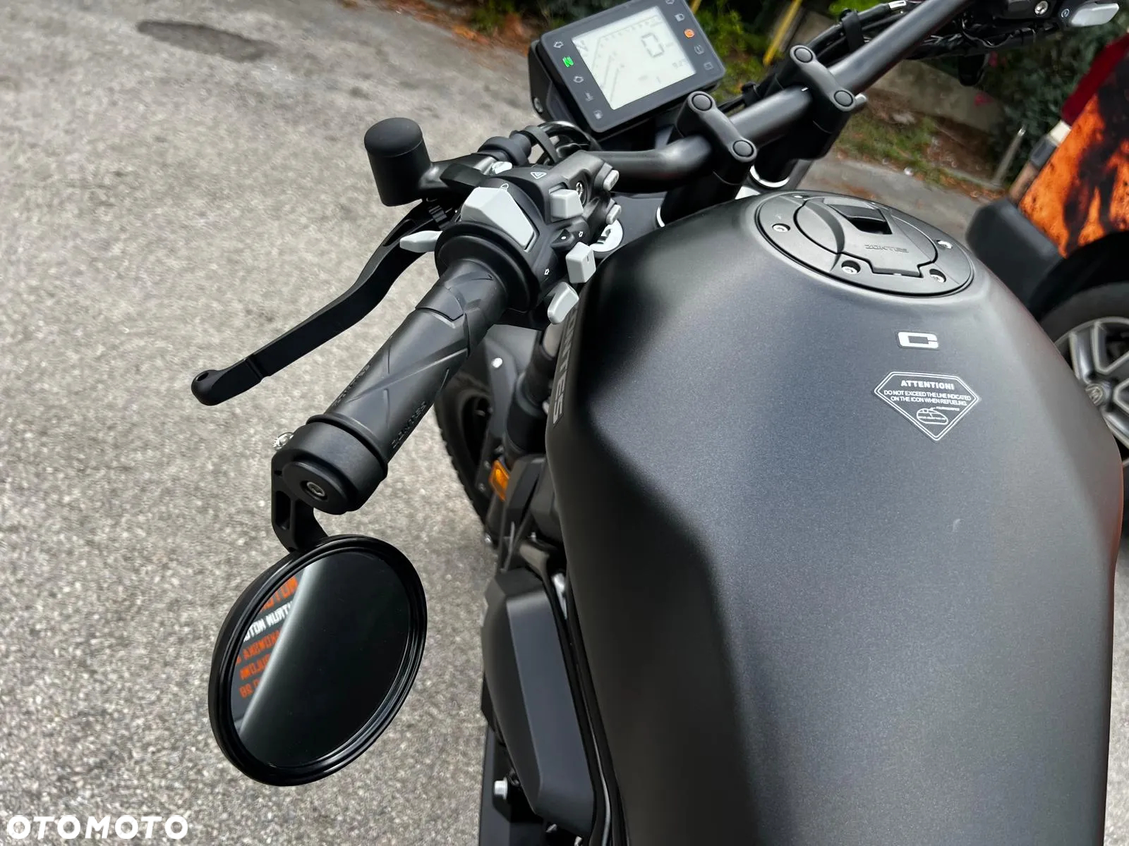 Zontes 125C - 8
