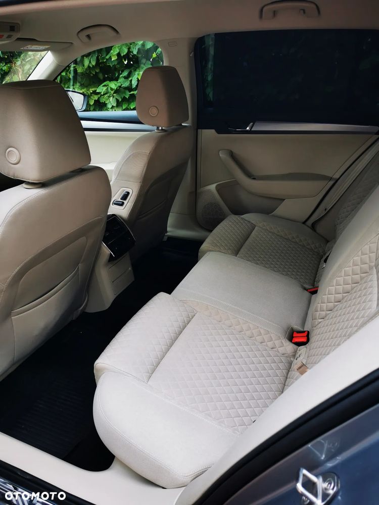 Skoda Superb 2.0 TDI SCR Ambition DSG - 10