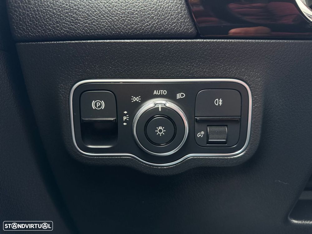 Mercedes-Benz GLA 250 e AMG Line - 45