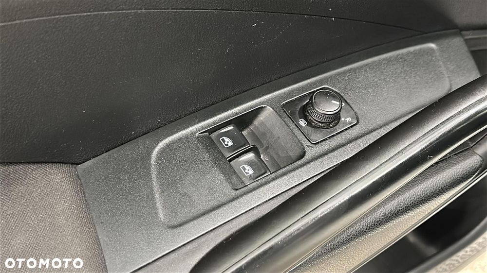 Škoda Fabia - 13