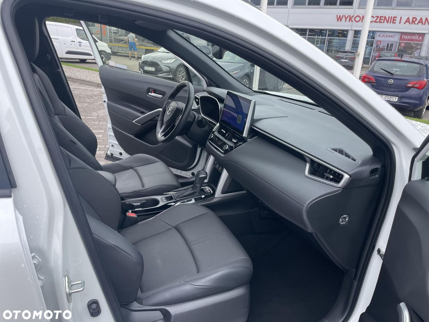 Toyota Corolla Cross - 19
