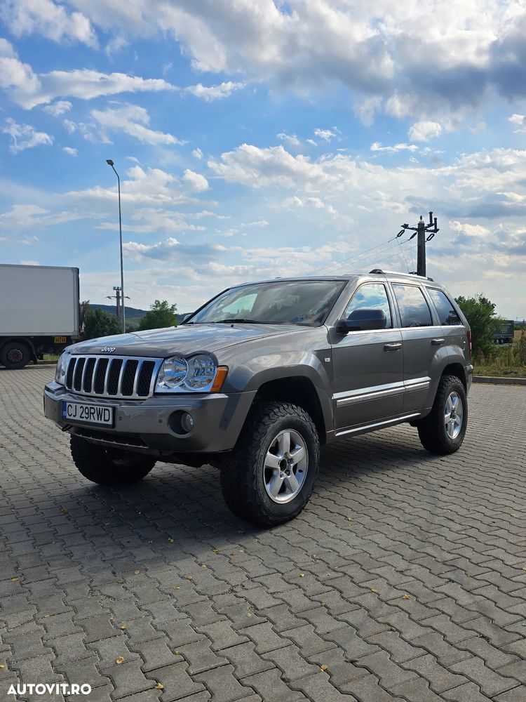 Jeep Grand Cherokee - 4